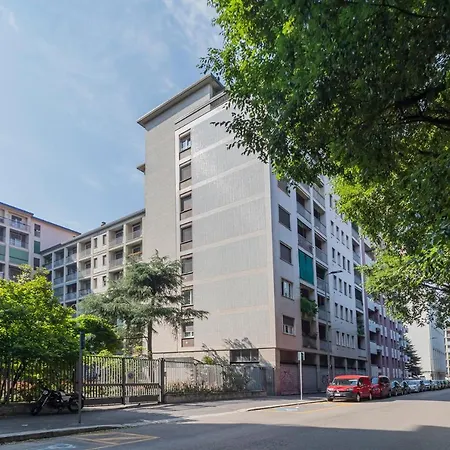 Altido Trendy Flat With Balcony, Easy Access To Centre Milan