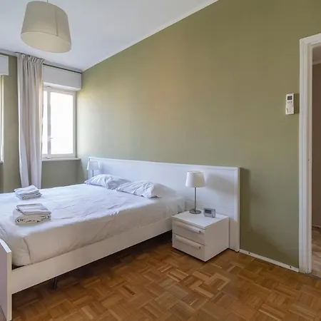 Altido Trendy Flat With Balcony, Easy Access To Centre Milan