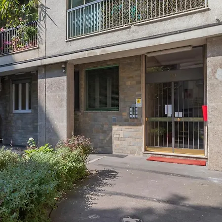 Altido Trendy Flat With Balcony, Easy Access To Centre *